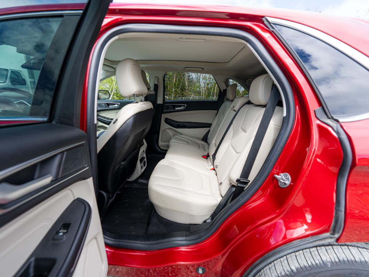 2022 Ford Edge